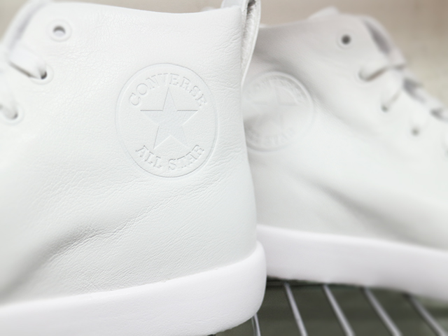 CHUCK TAYLOR ALL STAR MODERN HI “ALL WHITE”01