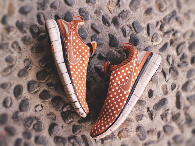 NIKE FREE 5.0 AP “POLKA DOT/HAZELNUT”01