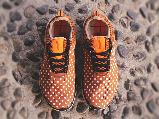 NIKE FREE 5.0 AP “POLKA DOT/HAZELNUT”01