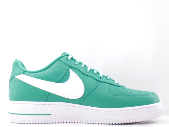AIR FORCE 1 07 LV8 823511-302 - 3