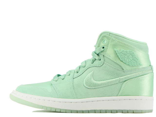 WMNS AIR JORDAN 1 RET HIGH SOH