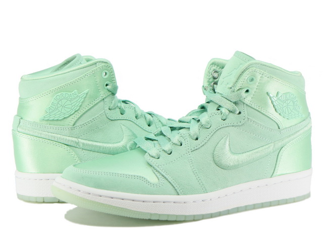 WMNS AIR JORDAN 1 RET HIGH SOH AO1847-345 - 1