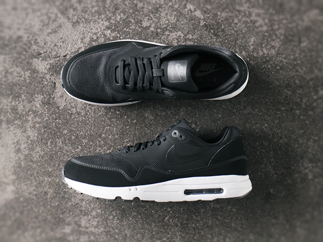 AIR MAX 1 ULTRA 2.0 ESSENTIAL “BLACK-WOLF GREY”01
