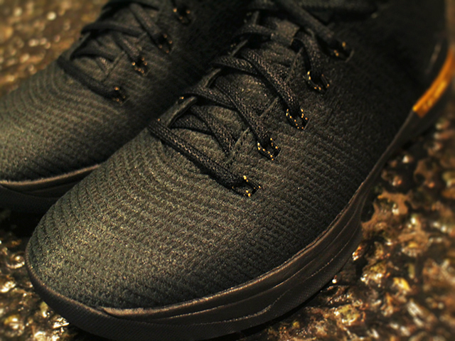 AIR JORDAN 31 LOW “BLACK/GOLD”01