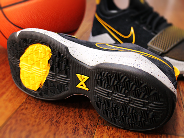 BASKETBALL PAUL GEORGE 1″BLACK/GOLD”01