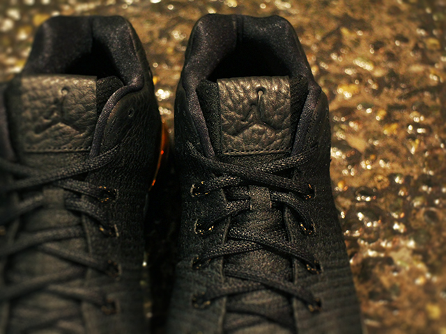 AIR JORDAN 31 LOW “BLACK/GOLD”01