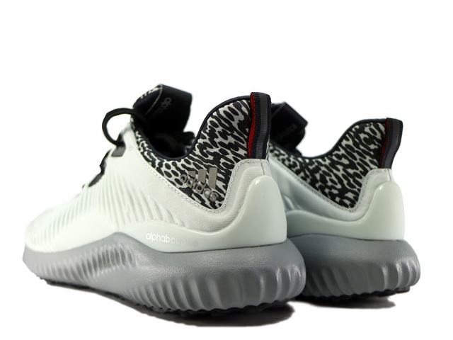 alpha bounce nike