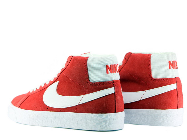 SB ZOOM BLAZER MID 864349-611 - 2