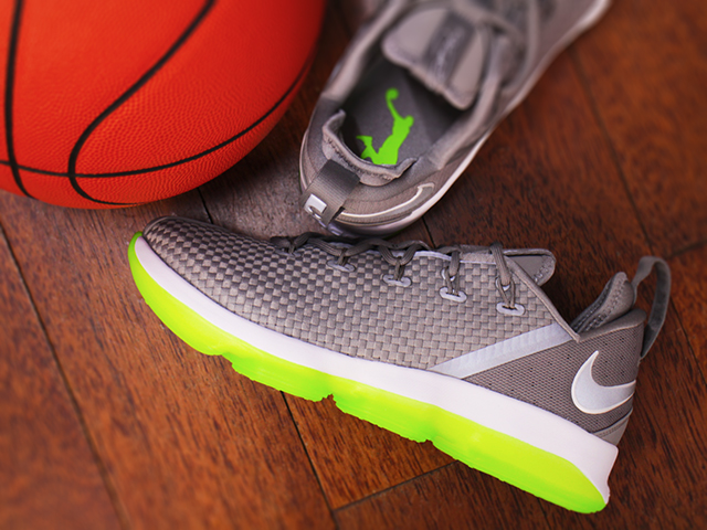 LEBRON 14 LOW “DUNKMAN”01