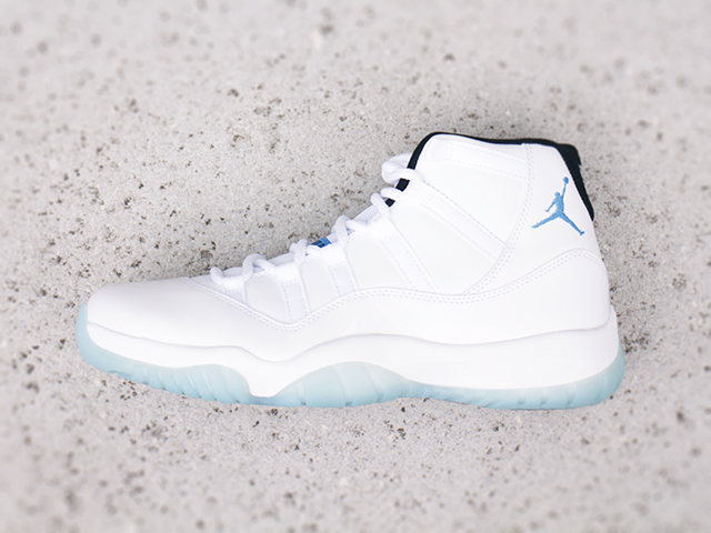 AIR JORDAN 11 RETRO”LEGEND BLUE”01