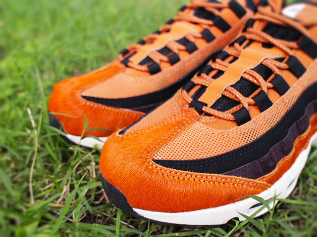 WMNS AIR MAX 95 LX “EMBOSSED FUR/PONY HAIR”01