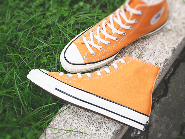 CHUCK TAYLOR ALL STAR 70 HI “ORANGE/EGRET”01