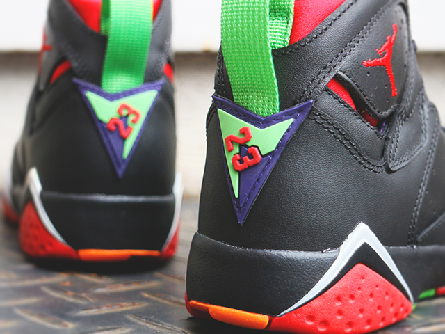 AIR JORDAN 7 RETRO BG “MARVIN THE MARTIAN”01