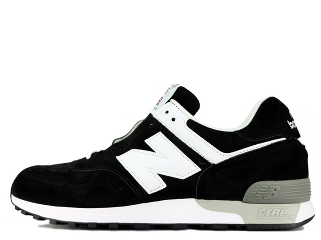 New Balance M576KGS(30周年記念モデル)です。