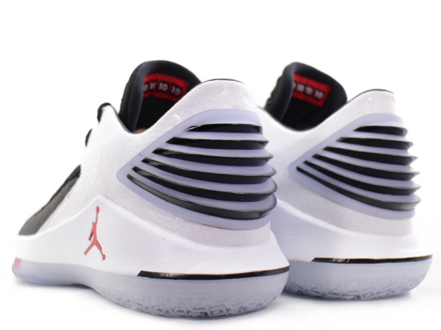 AIR JORDAN 32 LOW AA1256-002 - 2