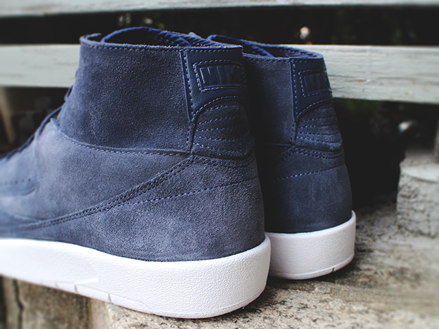 AIR JORDAN 2 RETRO DECON “NAVY SUEDE”01