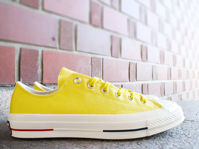 CHUCK TAYLOR ALL STAR 70 OX “DESERT GOLD”01