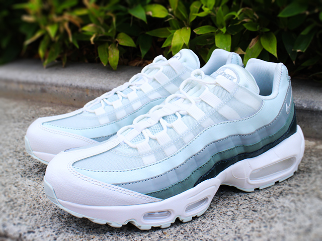 WMNS AIR MAX 95 “BARELY GREY”01