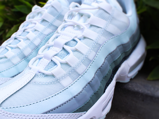 WMNS AIR MAX 95 “BARELY GREY”01