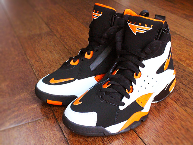 AIR MAESTRO 2 LTD “RUSH ORANGE”01
