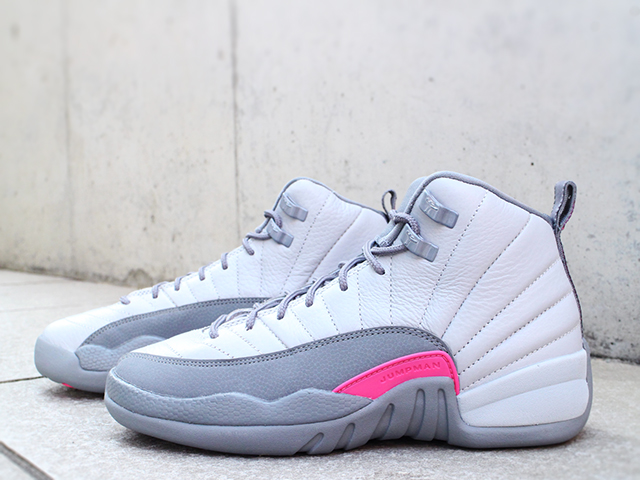 AIR JORDAN 12 RETRO GG “WOLF GREY/VIVID PINK”01