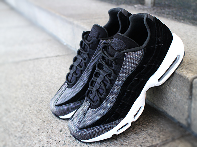 WMNS AIR MAX 95 PREMIUM “BLACK /BLACK”01