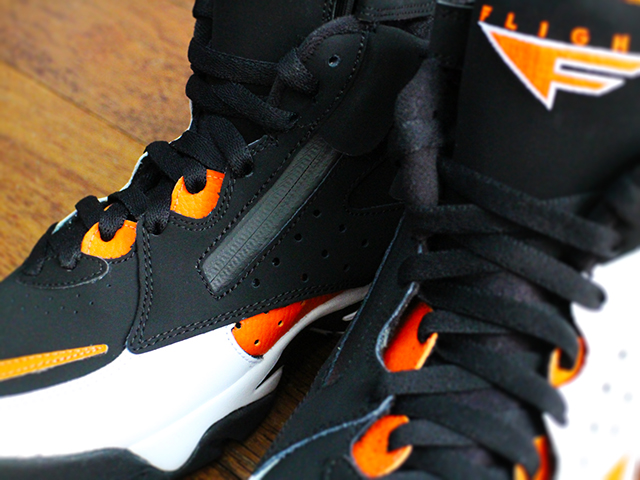 AIR MAESTRO 2 LTD “RUSH ORANGE”01