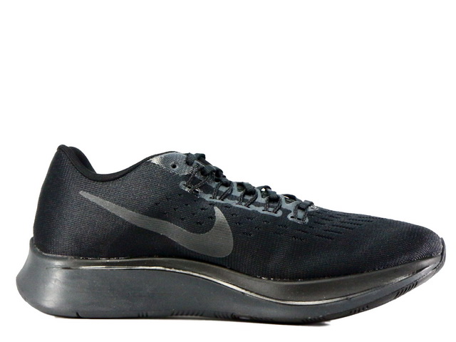 NIKE - こはく ZOOM FLY ナイキ ズーム フライ。ズーム フライ 3が登場。.オンライン