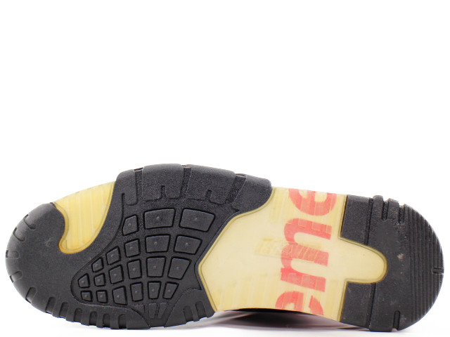 nike supreme trainer 2