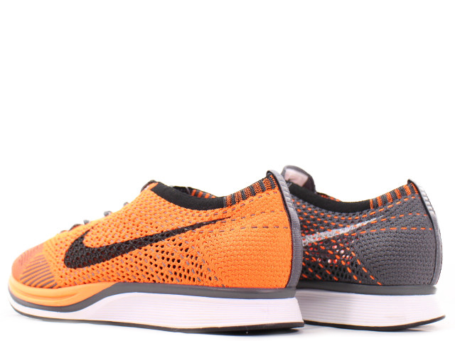FLYKNIT RACER 526628-810 - 2