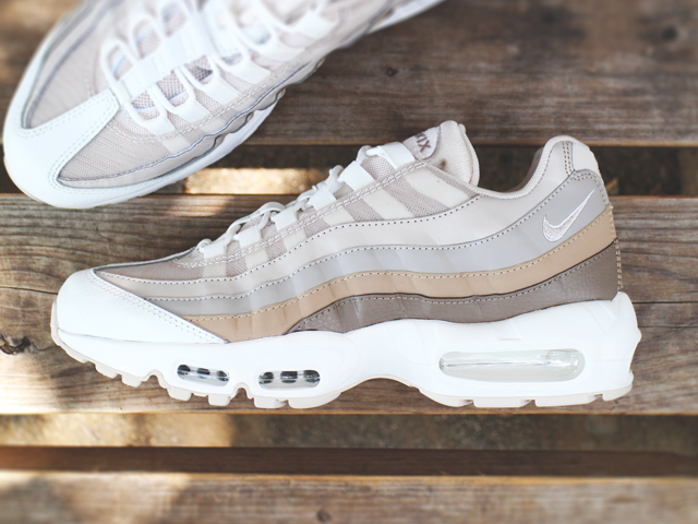 WMNS AIR MAX 95 “DESERT SAND”01