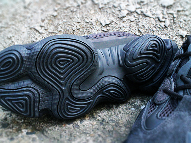 ADIDAS YEEZY 500 “UTILITY BLACK”01