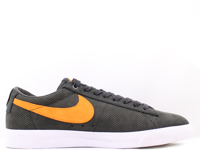 ZOOM BLAZER LOW GT QS AV3028-001 - 3
