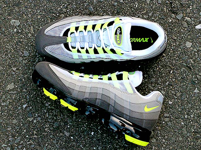 AIR VAPORMAX 95 “NEON YELLOW”01