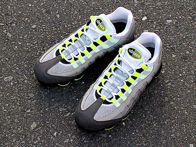 AIR VAPORMAX 95 “NEON YELLOW”01
