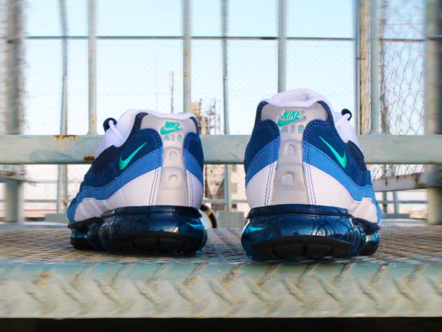 AIR VAPORMAX 95 “BLUE GRADATION”01