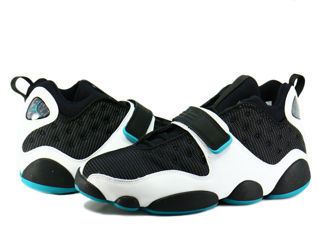 JORDAN BLACK CAT AR0772-003 - 1
