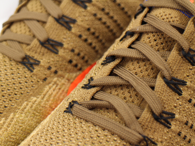Nike air vapormax flyknit 2 golden deals beige blue & gold