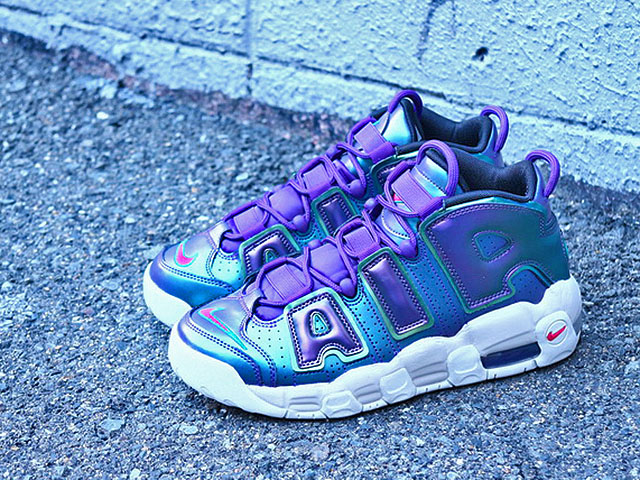 AIR MORE UPTEMPO SE (GS) “IRIDESCENT PURPLE”01