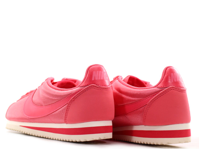 WMNS CLASSIC CORTEZ NYLON 749864-802 - 2