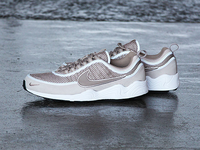 AIR ZOOM SPIRIDON 16 SE “MOON PARTICLE”01