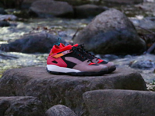 AIR REVADERCHI 2018 “GYM RED/GEODE TEAL”01