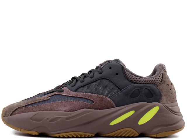 国内正規 26.5cm adidas YEEZY BOOST 700