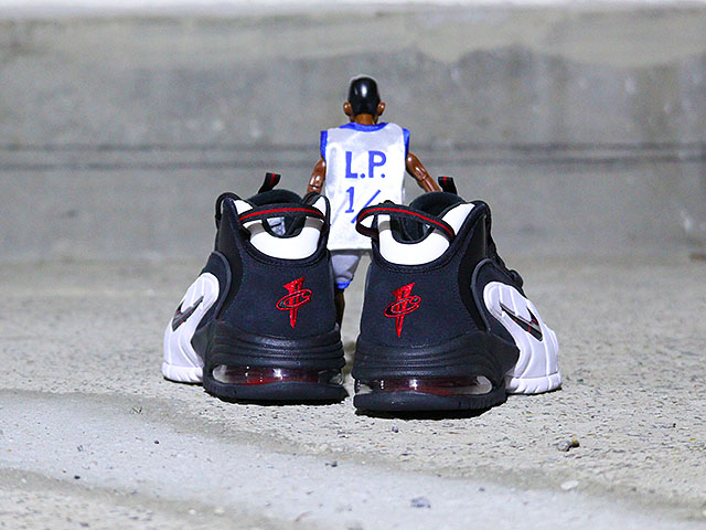 AIR MAX PENNY “BLACK-WHITE”01