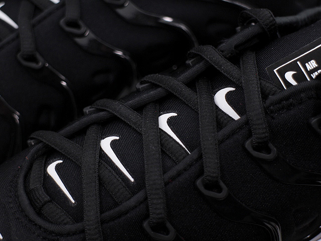 AIR VAPORMAX PLUS 924453-011 - 5