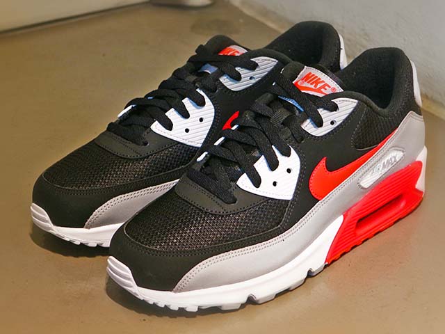 AIR MAX 90 ESSENTIAL “WOLF GREY/BRIGHT CRIMSON-BLACK”01