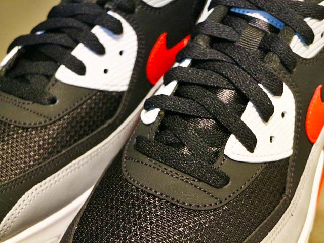 AIR MAX 90 ESSENTIAL “WOLF GREY/BRIGHT CRIMSON-BLACK”01