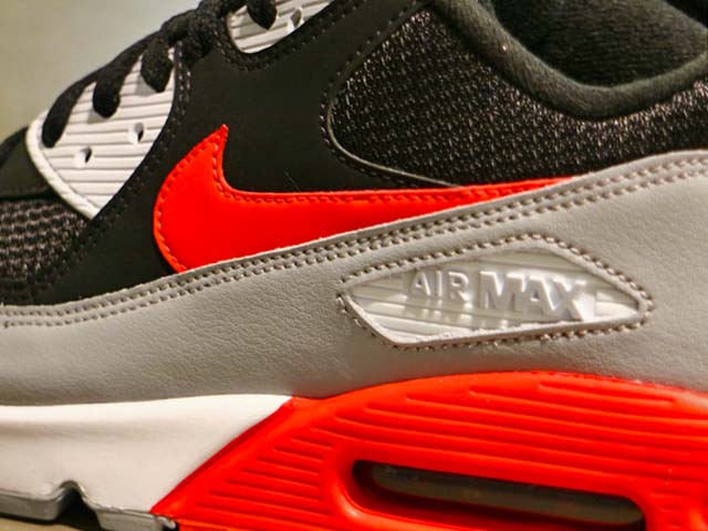 AIR MAX 90 ESSENTIAL “WOLF GREY/BRIGHT CRIMSON-BLACK”01