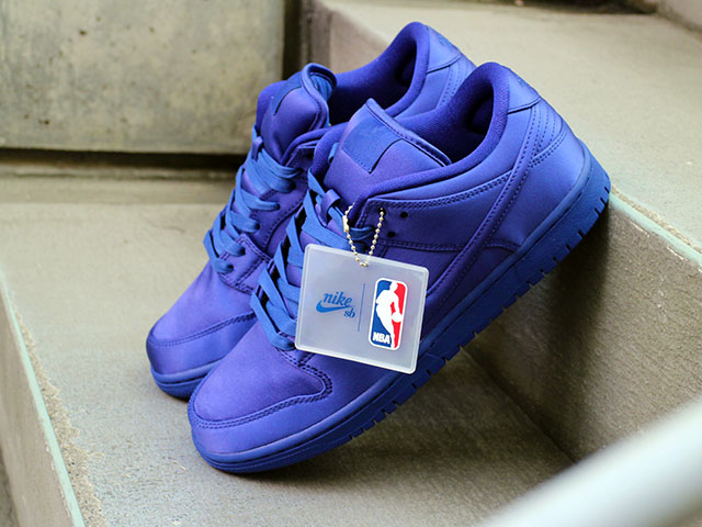 SB DUNK LOW TRD NBA01