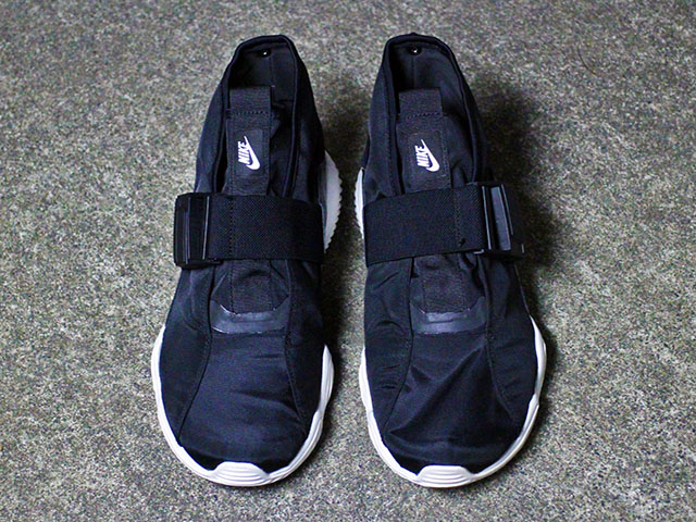 A.C.G. KOMYUTER “BLACK/SUMMIT WHITE”01